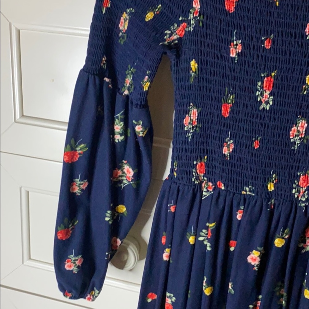 Dress - Picture 5 of 8